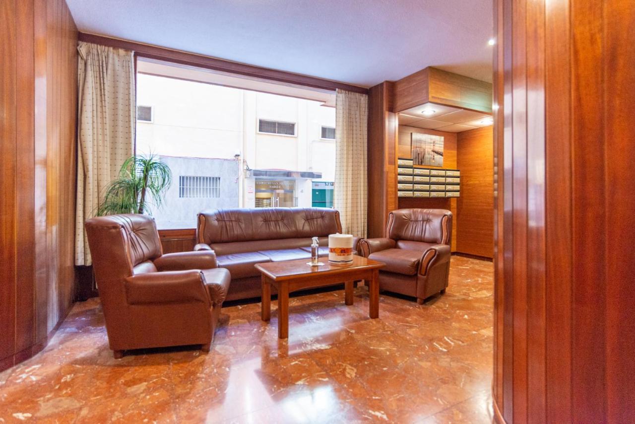 מאלגה Faro, Bonito Apartamento En La Malagueta מראה חיצוני תמונה